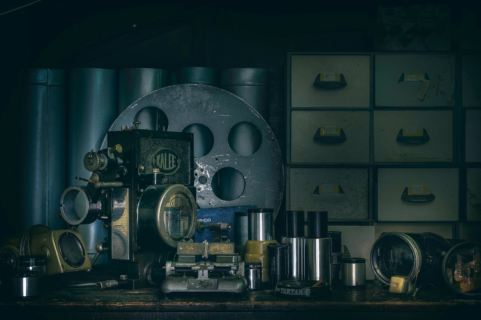 proyector de cine escritorio retro bobina