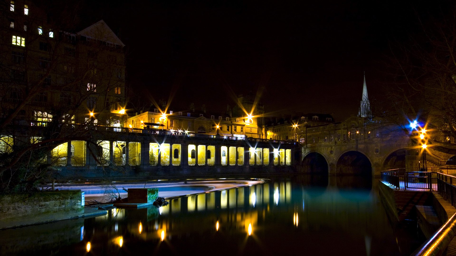 fenêtres du hall eau lanternes villes nuit lumières des villes
