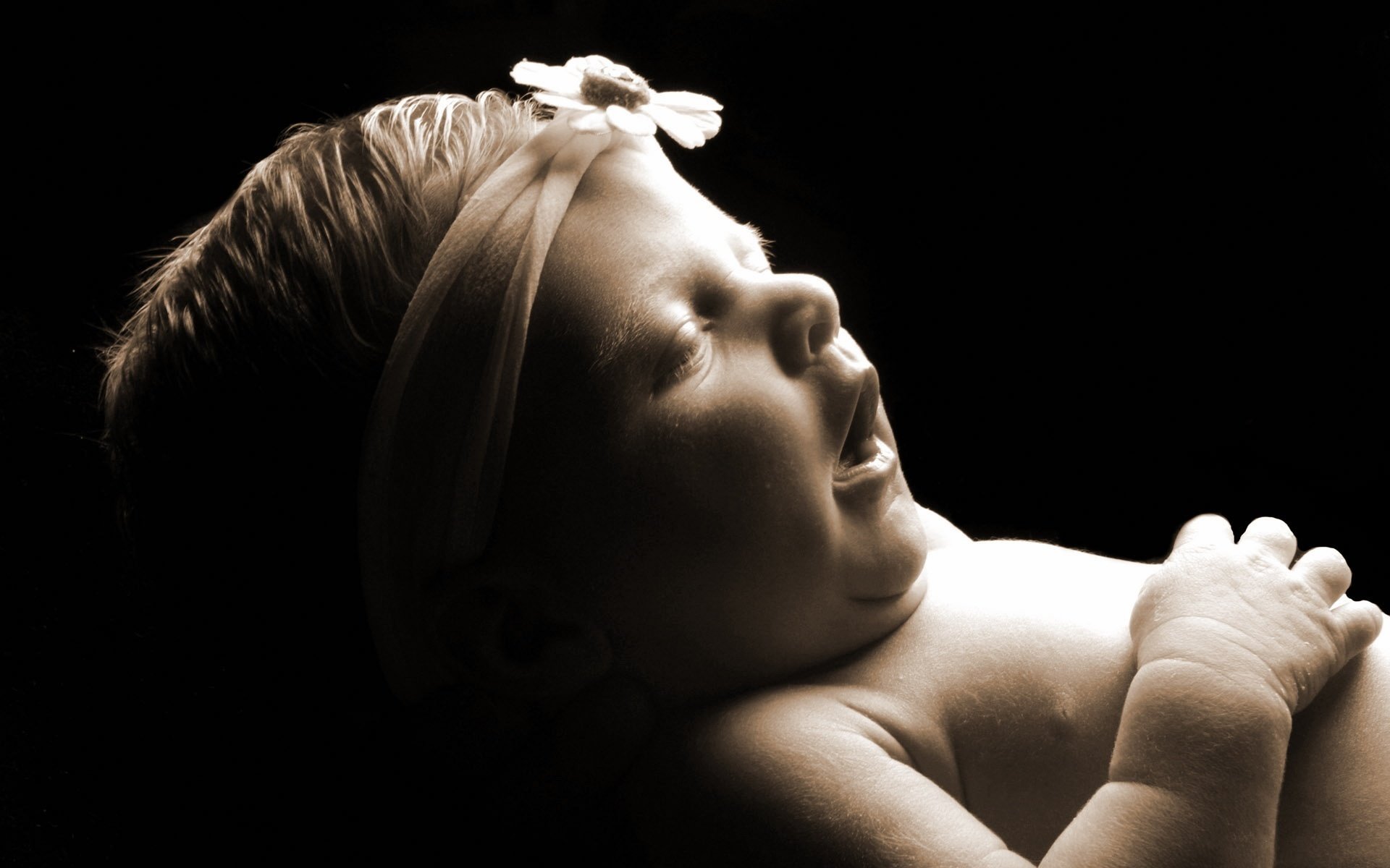 am vorabend des schlafes baby kamille schlafen nacht blume stirnband dunkelheit baby krümel zappeln gesicht