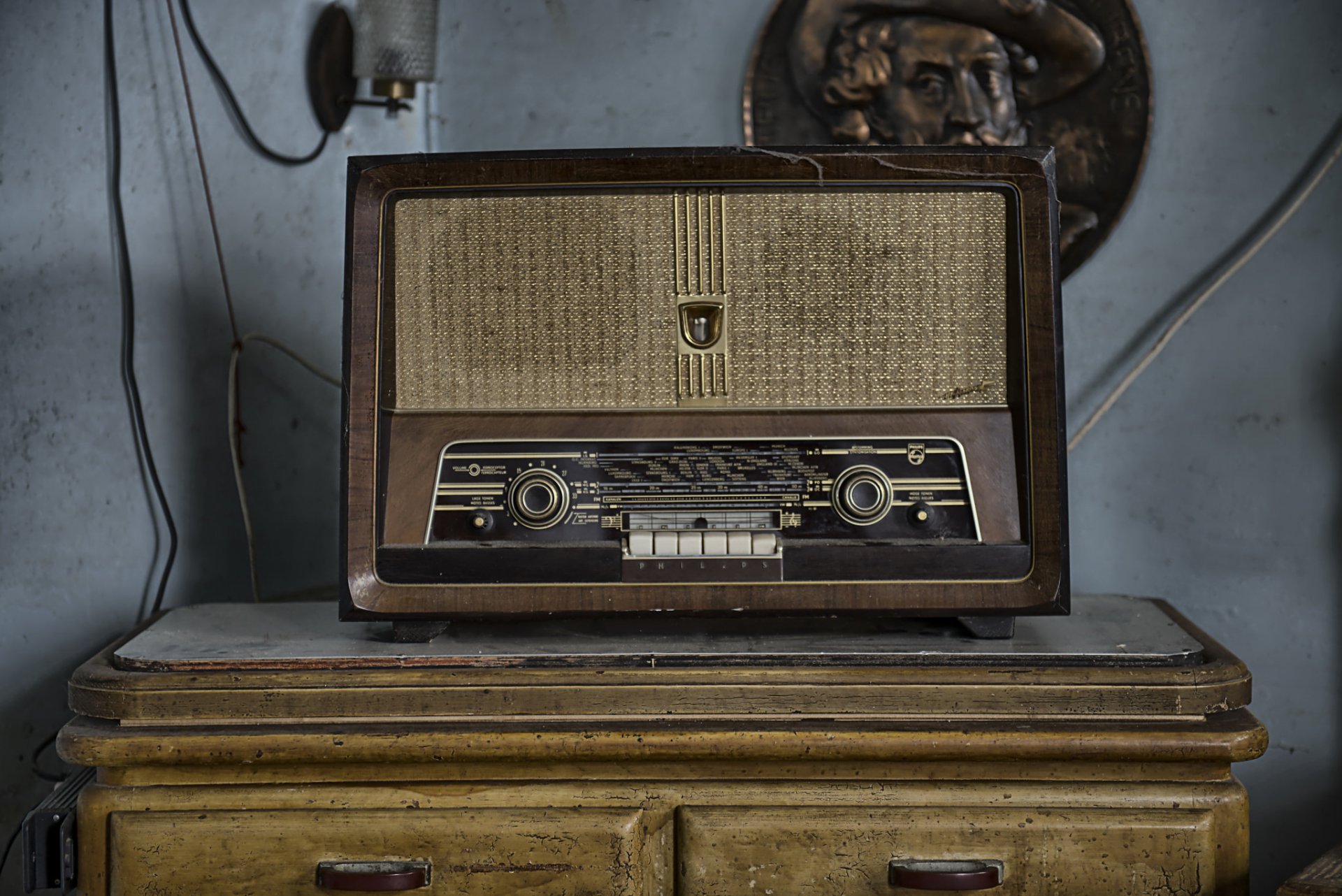 radio empfänger raum