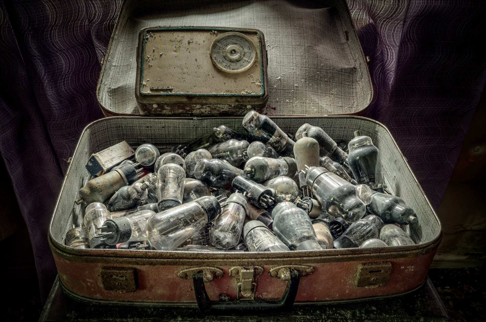 radio lampes valise