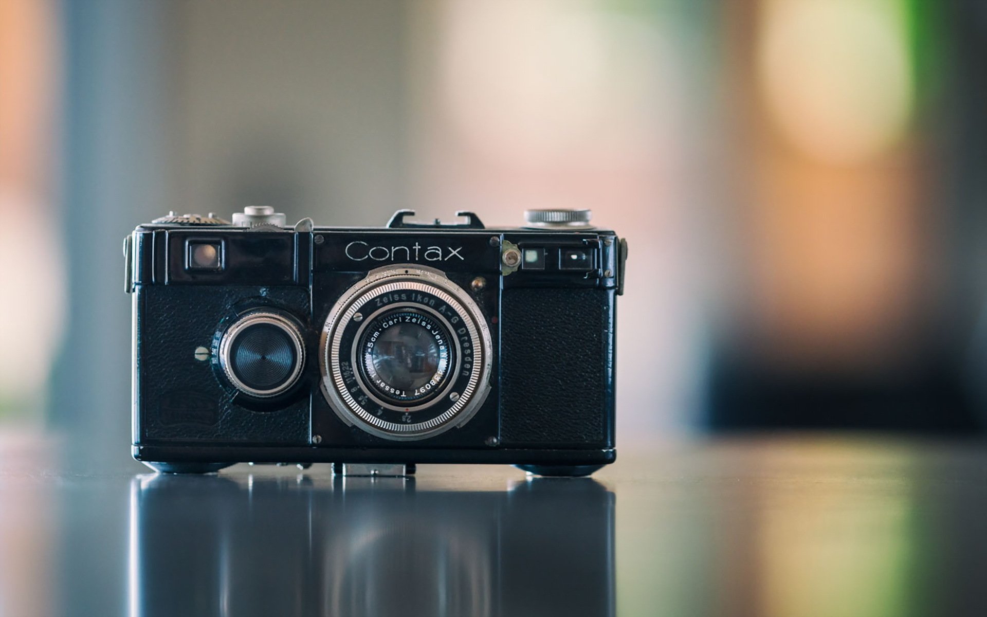 the camera background contax
