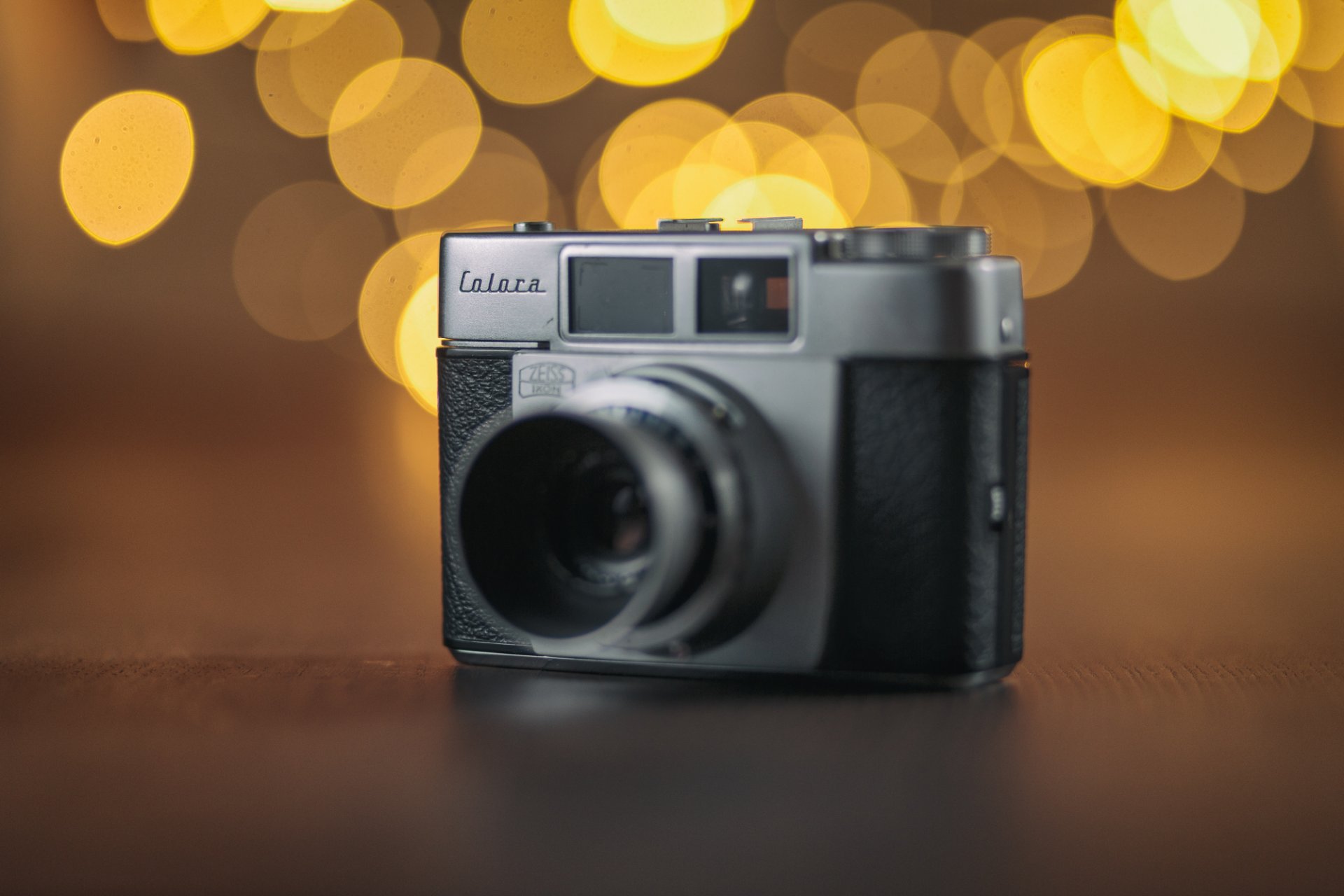 vintage camera colora