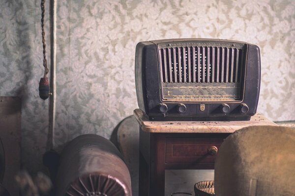 Vintage Philps radio on wallpaper background