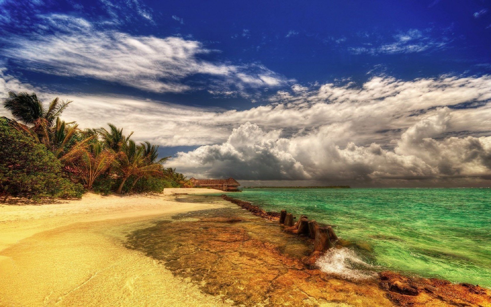 belleza tropical tormenta nubes grises playa agua cielo costa mar isla surf verano calor paraíso resort vacaciones vacaciones paisaje naturaleza palmeras árboles vegetación arena