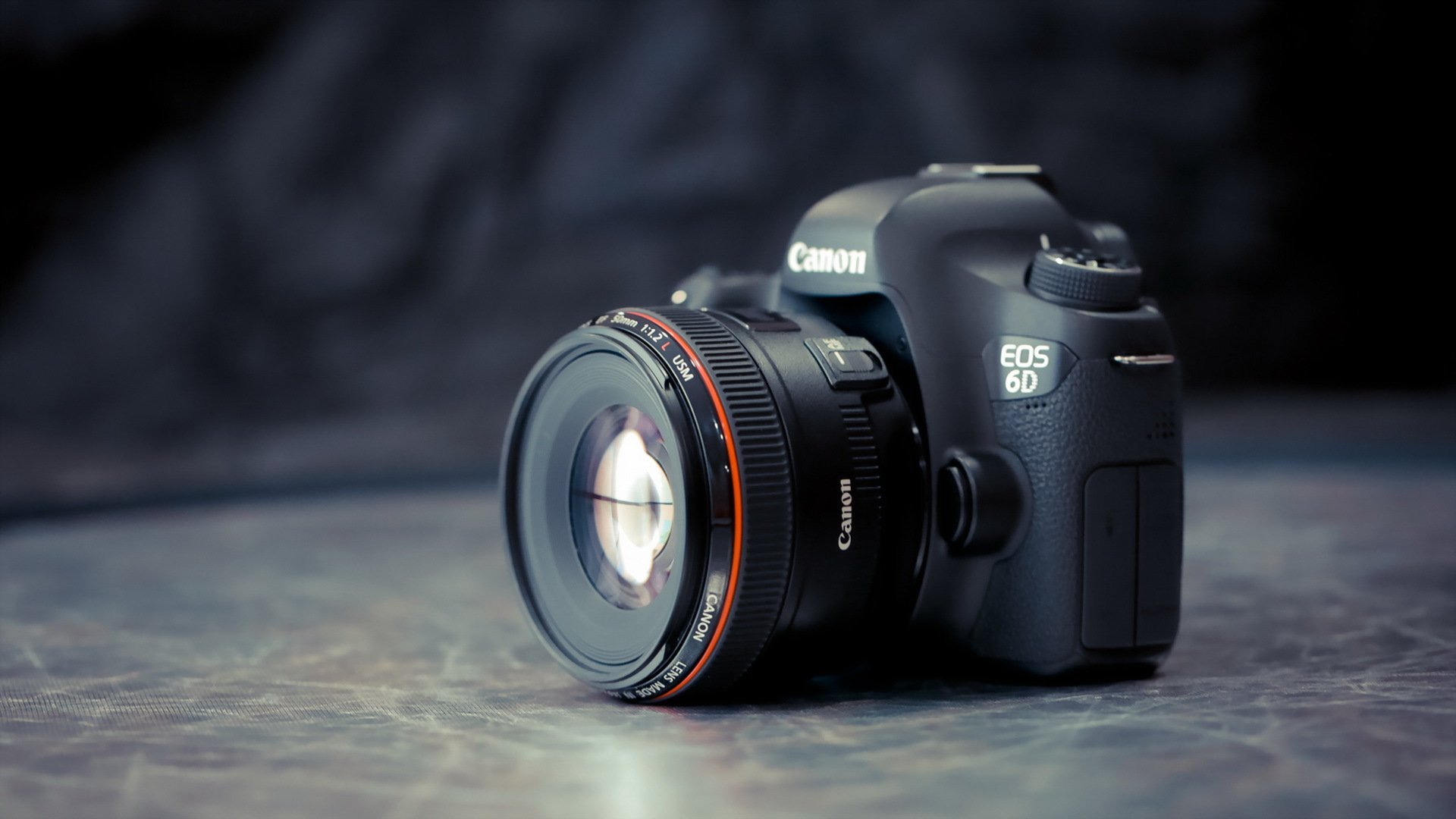 canon ef 50mm f1.2l usm the camera background close up