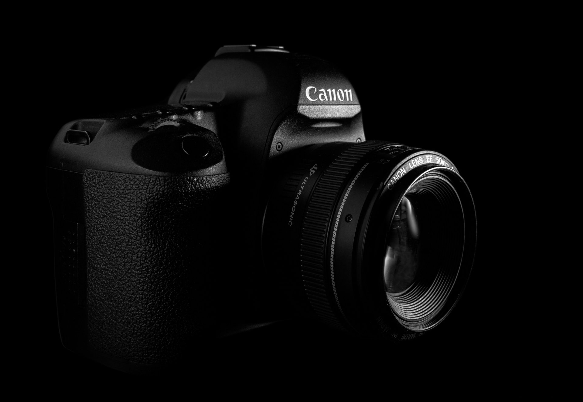 фотоаппарат черный фон canon 5d markii обои