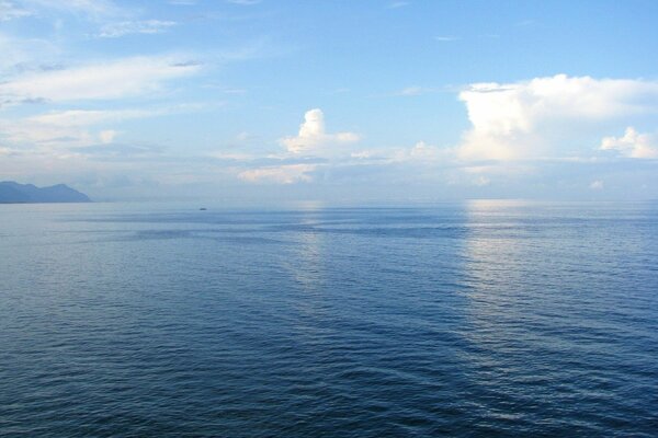 Sky, sea expanse, clouds