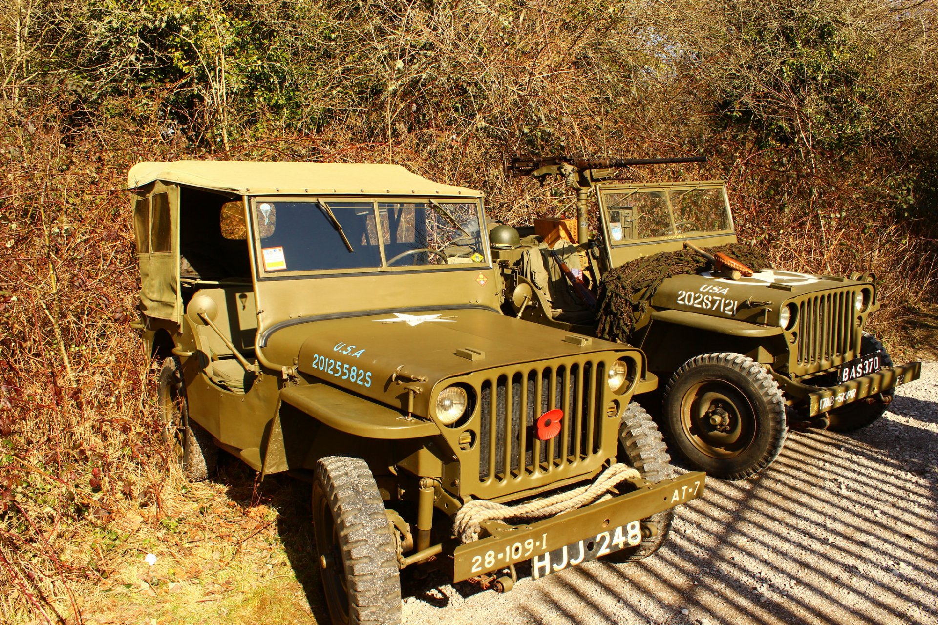 willis mb willis-mv jeep army car elevated cross-country times world war ii war