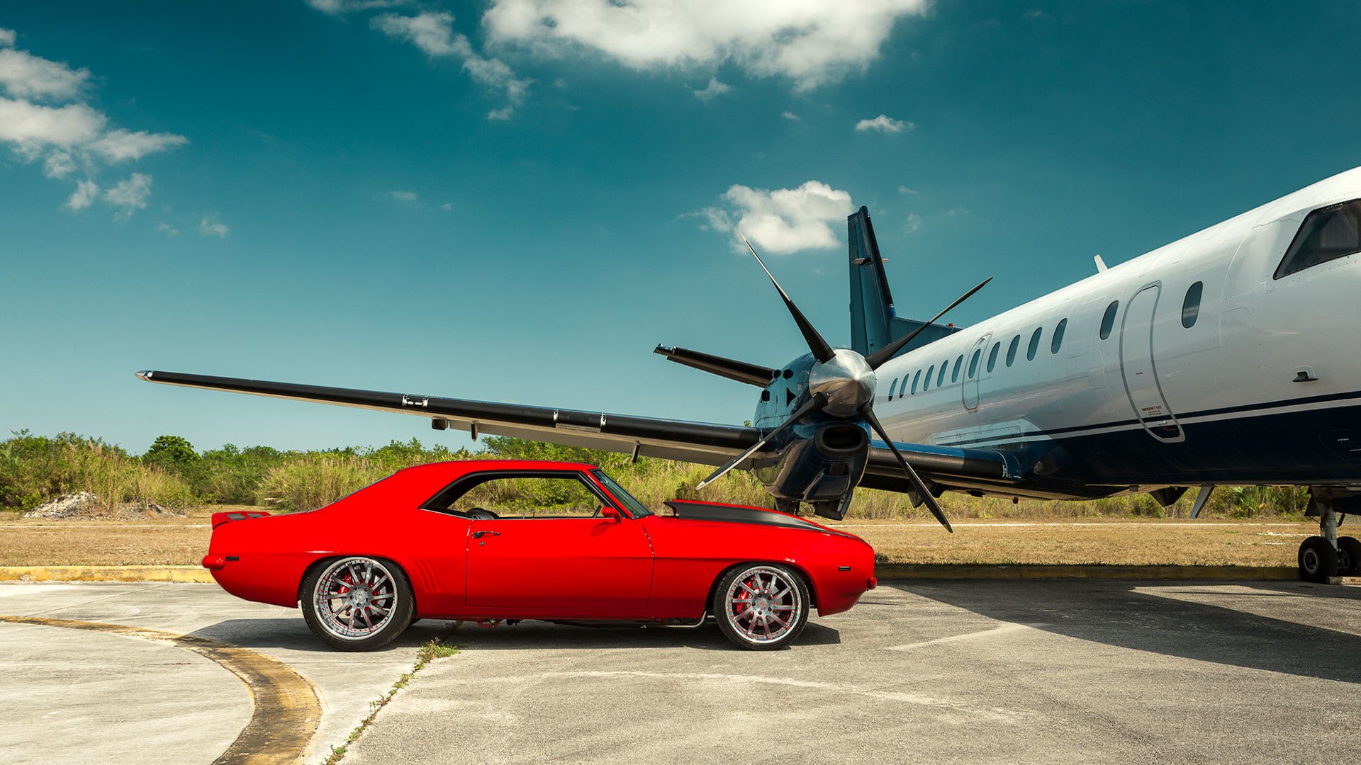 chevrolet camaro samolot czerwone andrzej link fotografia muscle car