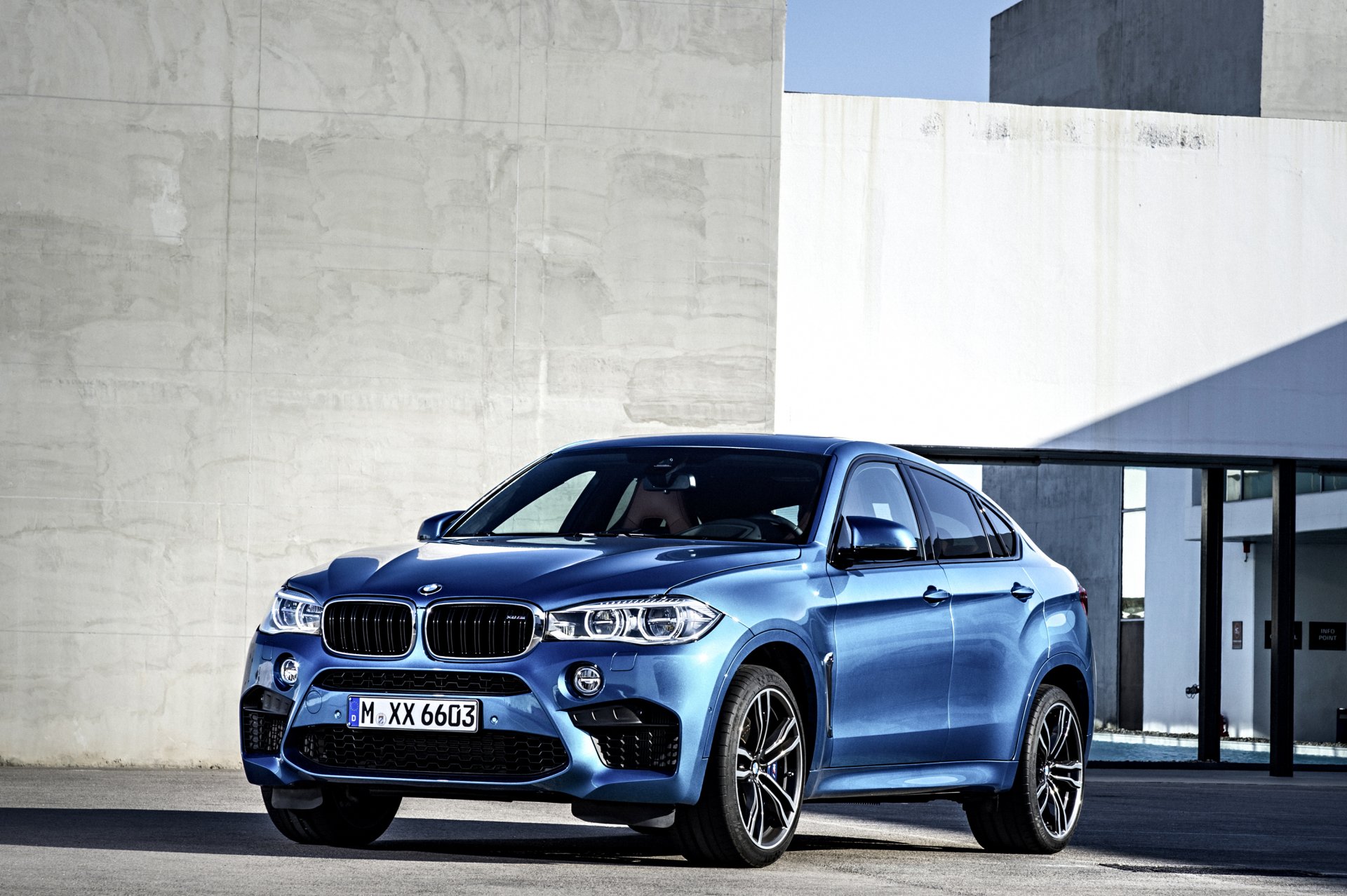 bmw 2015 x6 m azul metálico coche foto