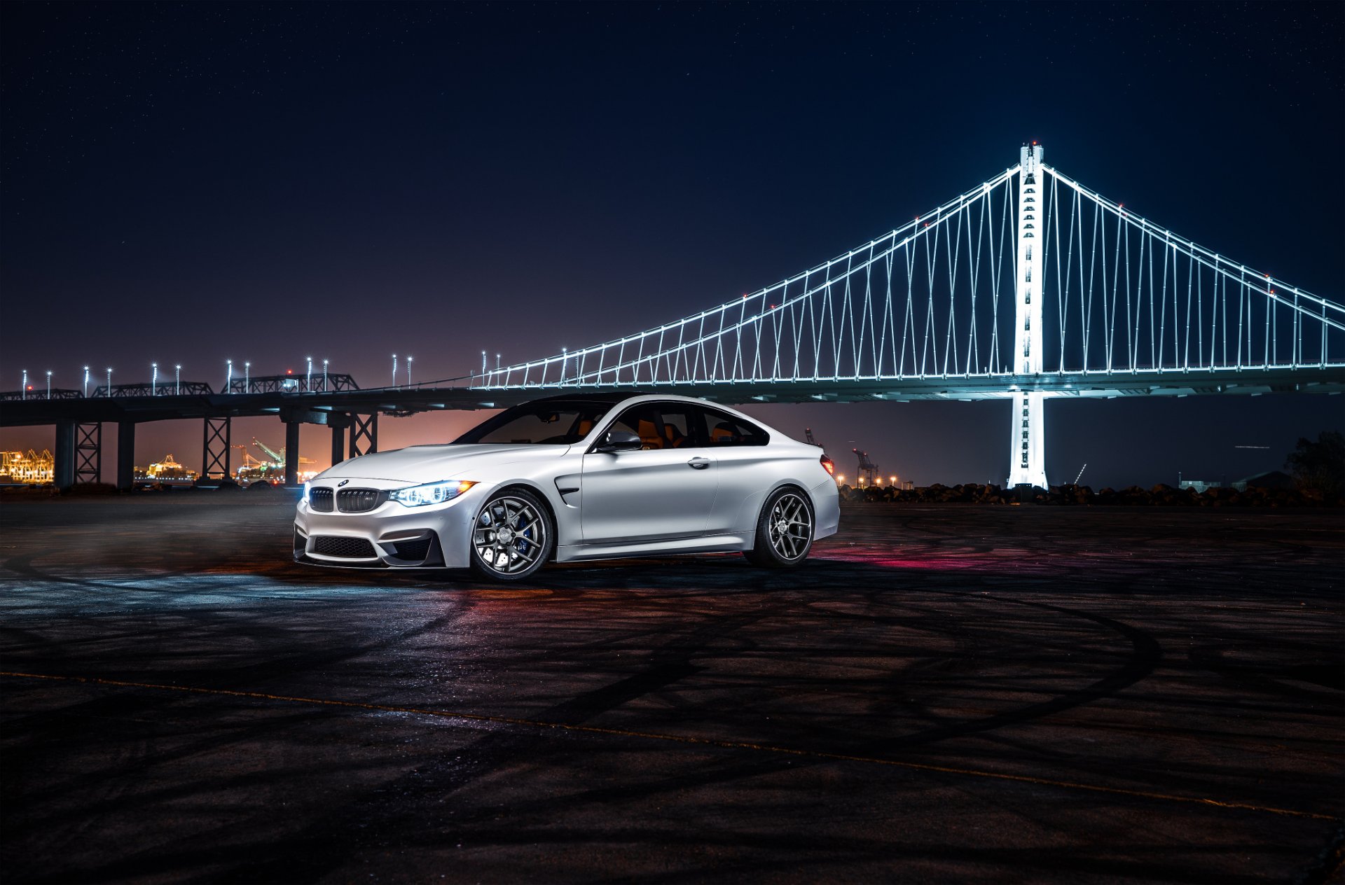 bmw m4 f82 aristo collection nigth lumière pont ville blanc voiture