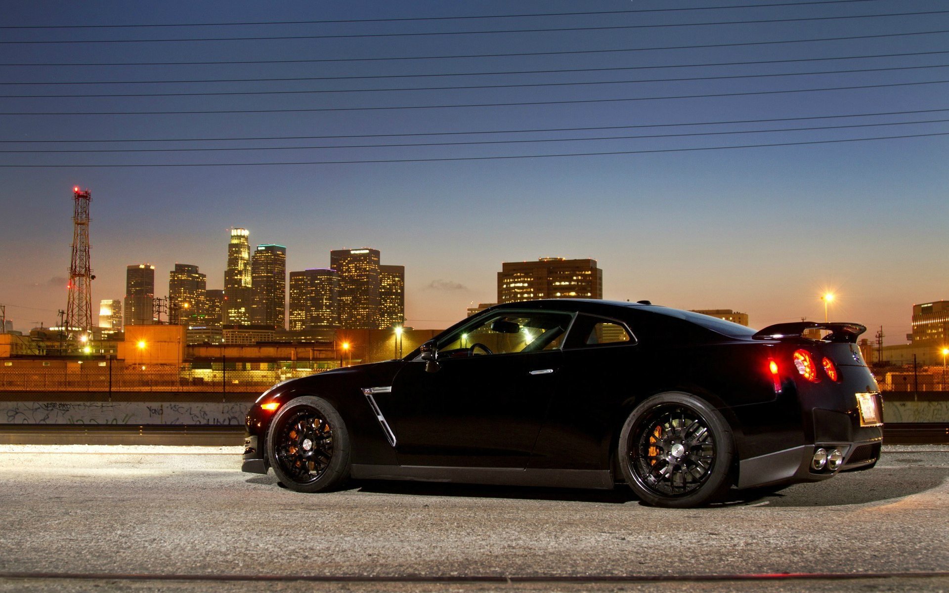 nissan gtr r35 negro superdeportivo ciudad luces