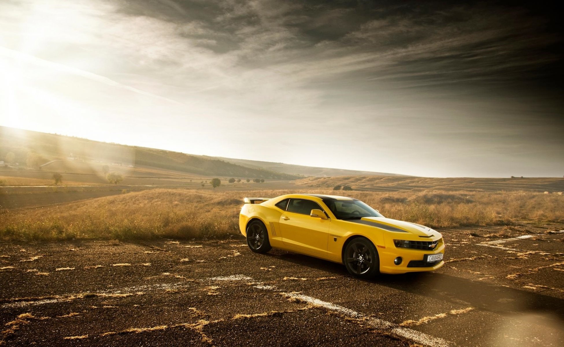 chevrolet camaro ss bumblebee edición amarillo músculo coche sol