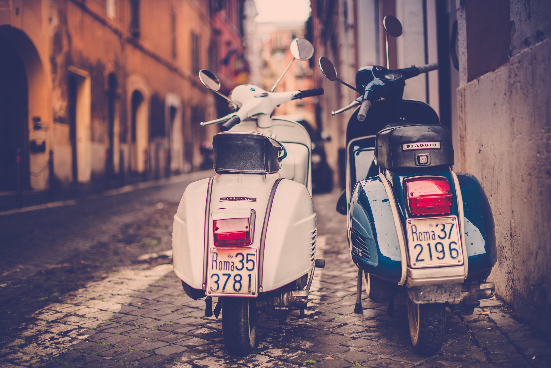 jamie frith photographer photo moped scooter piaggio rome