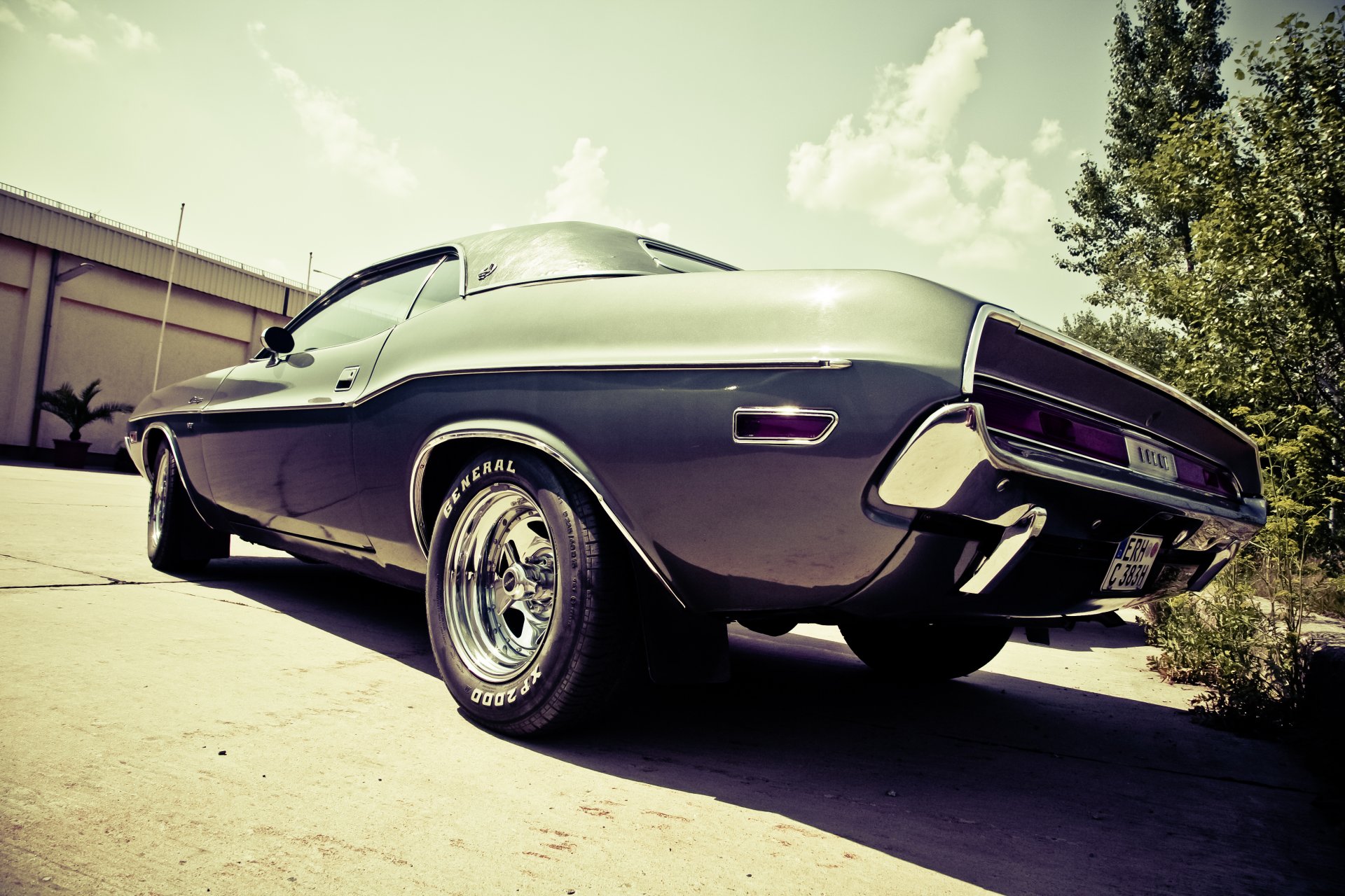 fotograf marcus spiske zdjęcia muscle car oldtimer dodge challenger