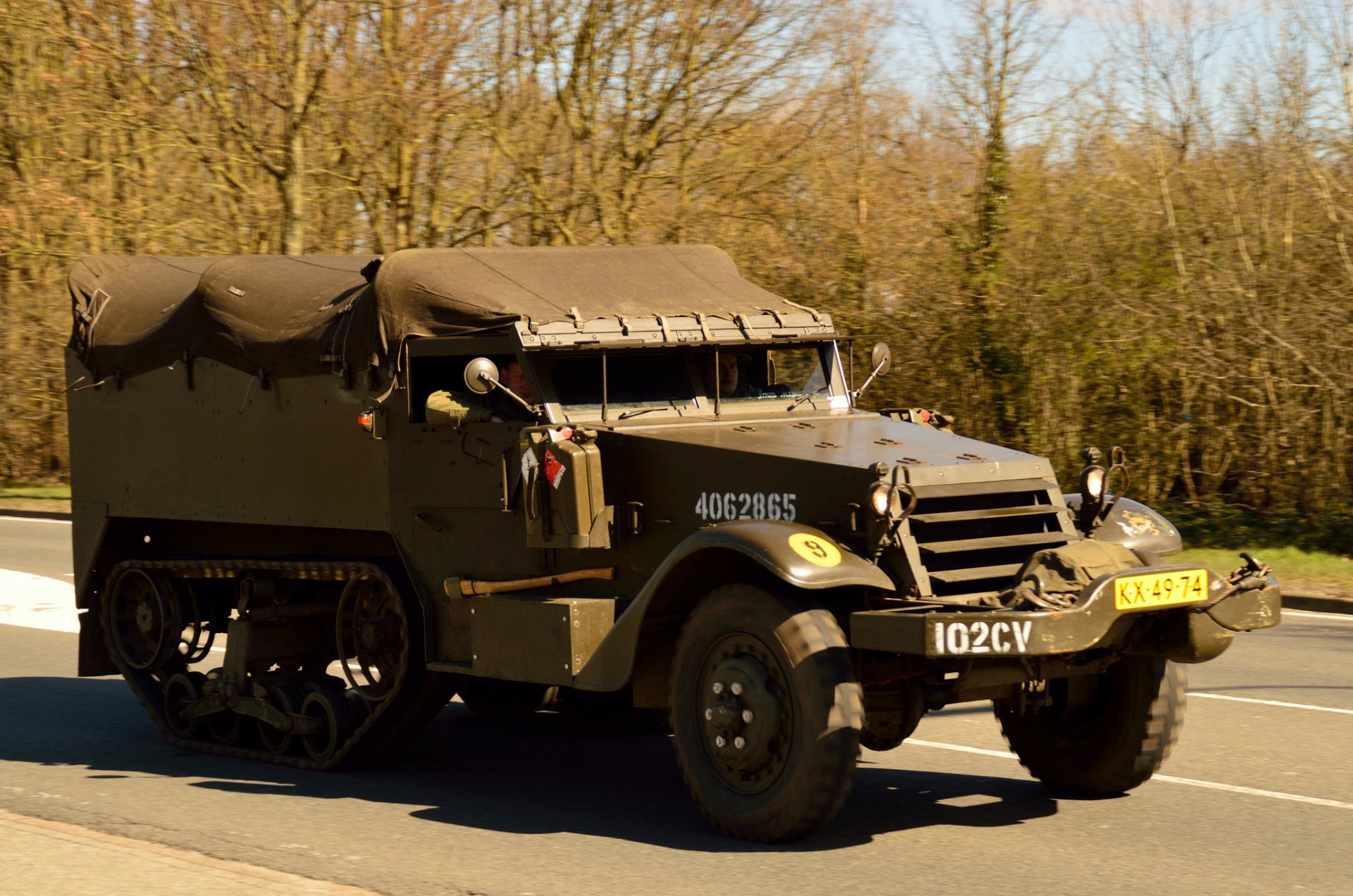 semi-remorque semi-remorque véhicule blindé de transport de troupes temps seconde guerre mondiale