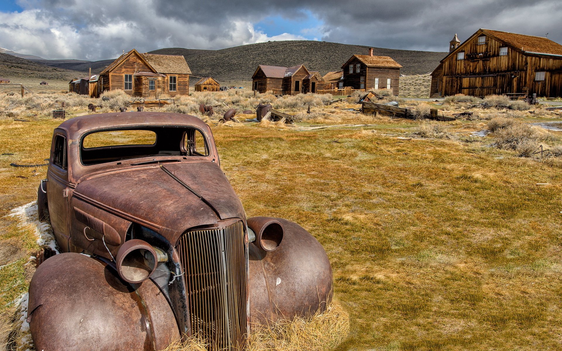 coche casa paisaje