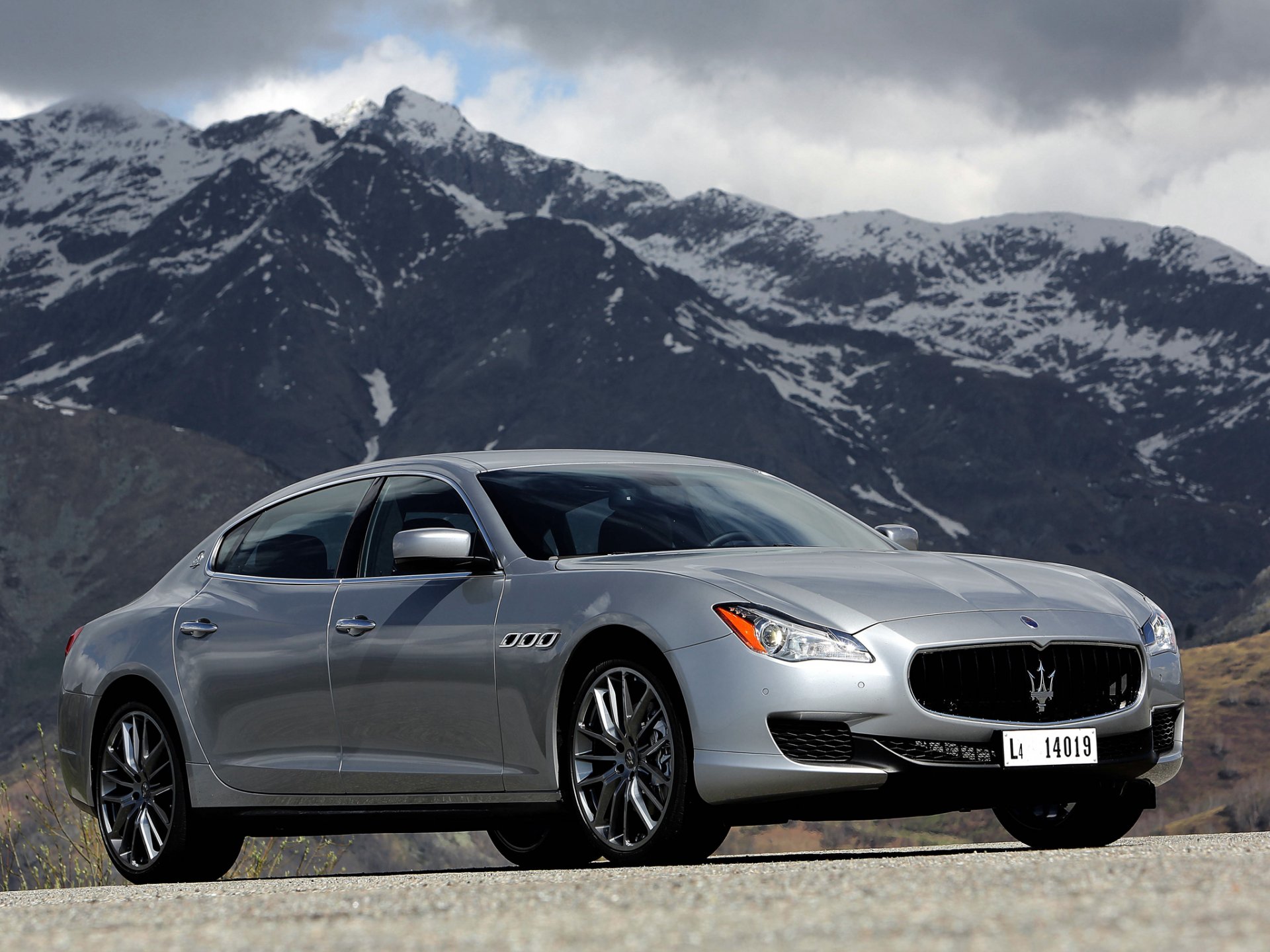 maserati quattroporte s b4 auto berge himmel front