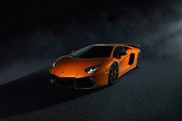 Lamborghini lp700-4 Supersportwagen Orange