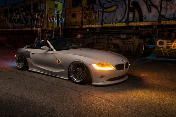 Bmw z4 with beautiful tuning at night