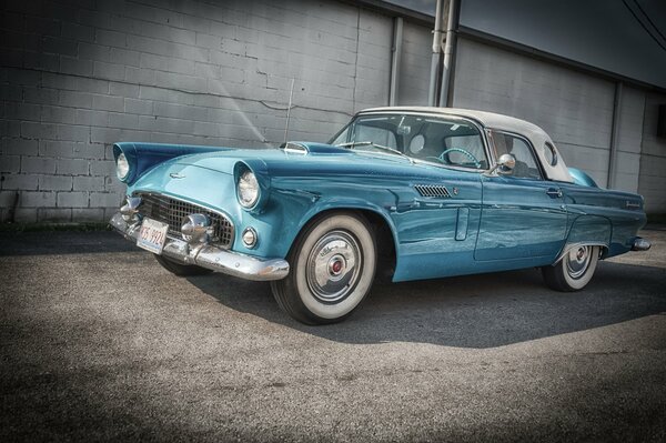 Vorderrad Ford thunderbird1956 Hintergrund