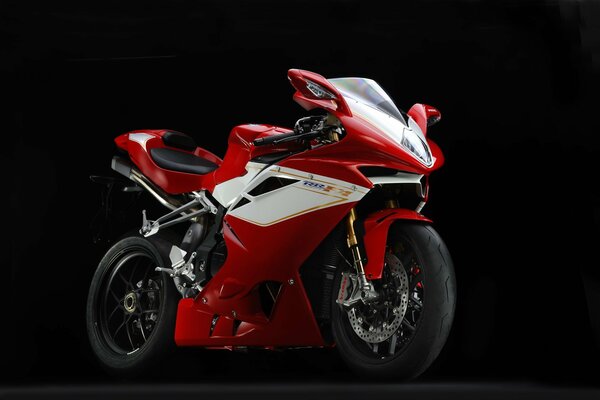 MV Agusta rouge sur fond noir