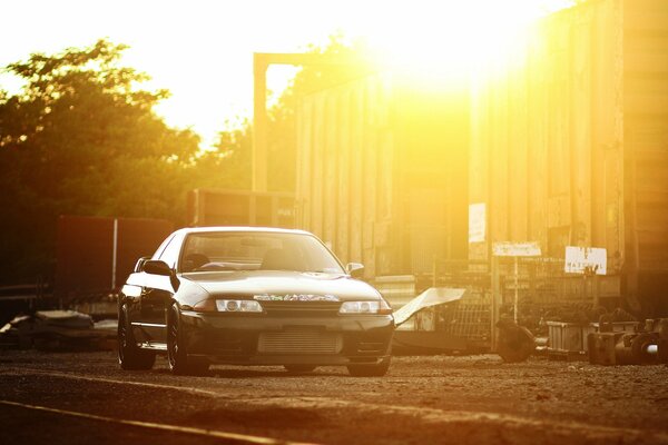 Tuning nisan skylane illuminated by the rays of the sun