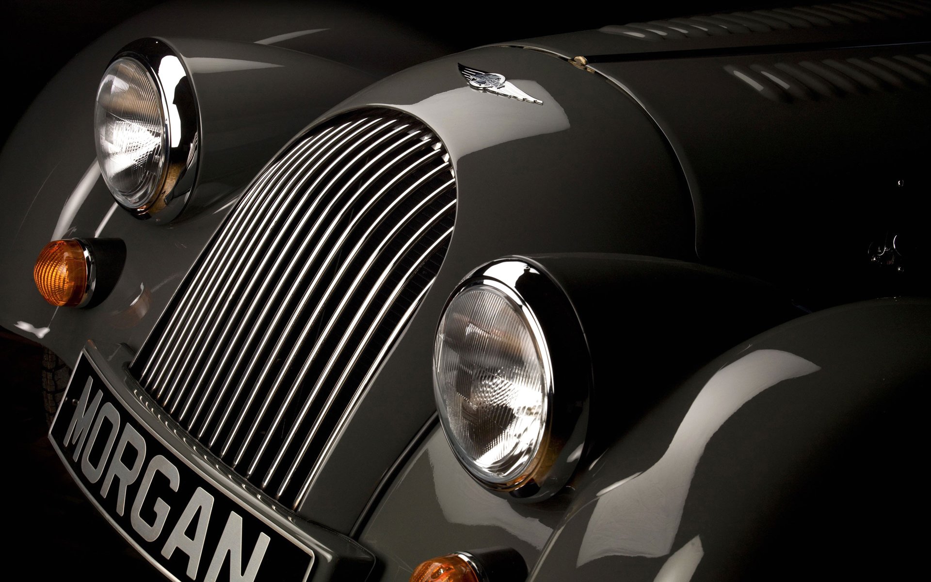 morgan rétro grille phares