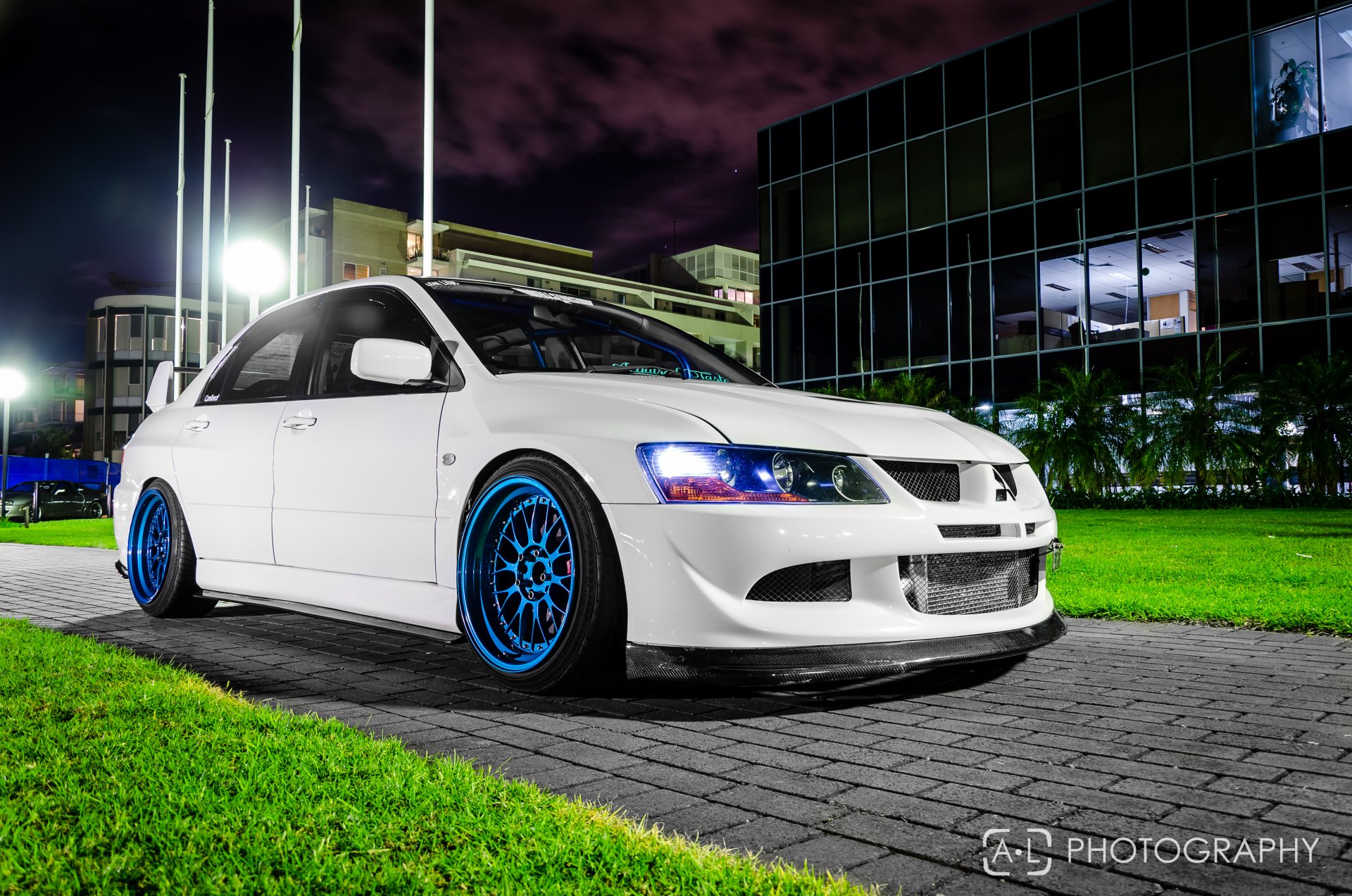 mitsubishi professions evolution evo mitsubishi lancer white night