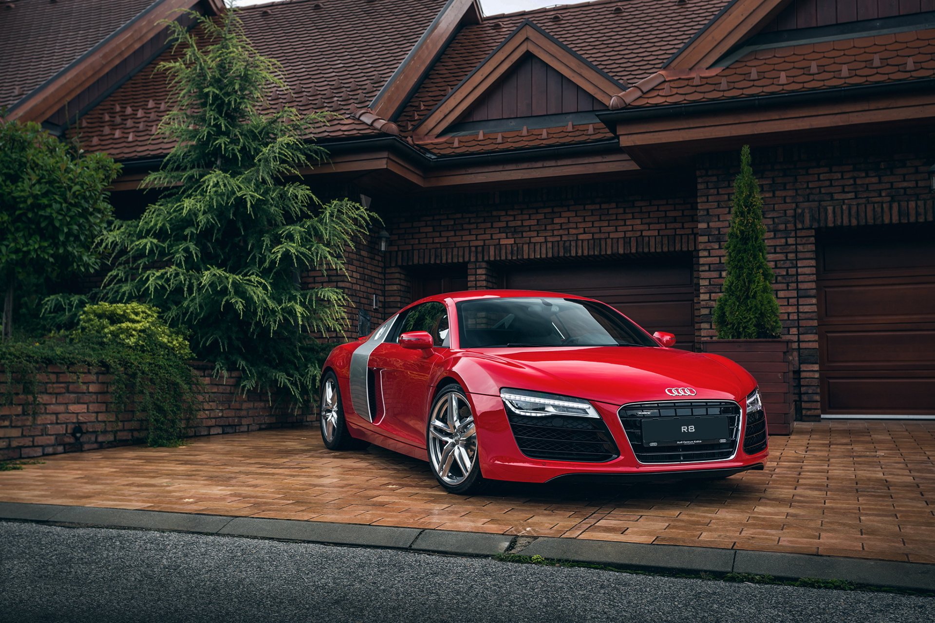 audi r8 red house garage