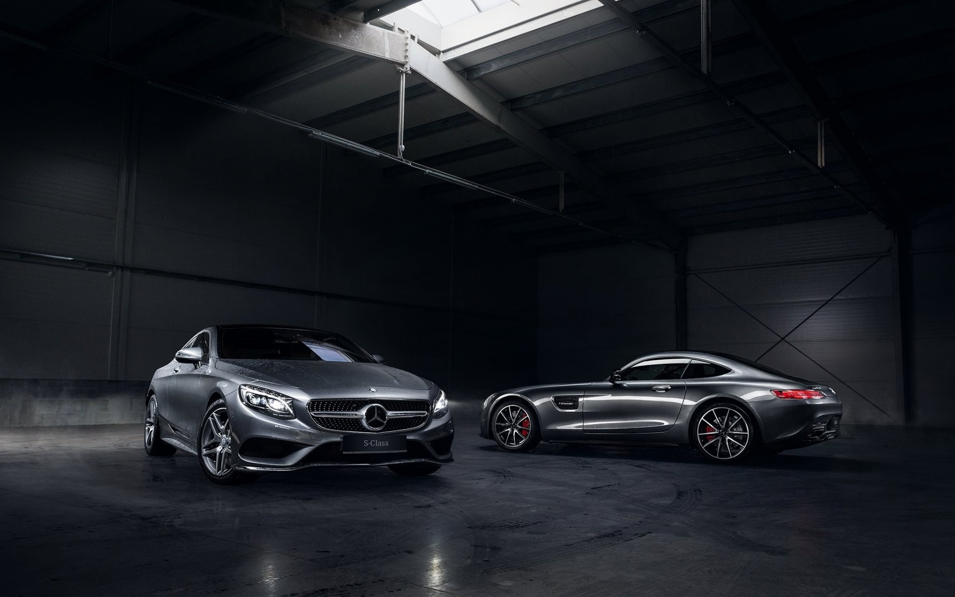 mercedes-benz amg gt s class niemiecki samochody motoryzacja dym hangar