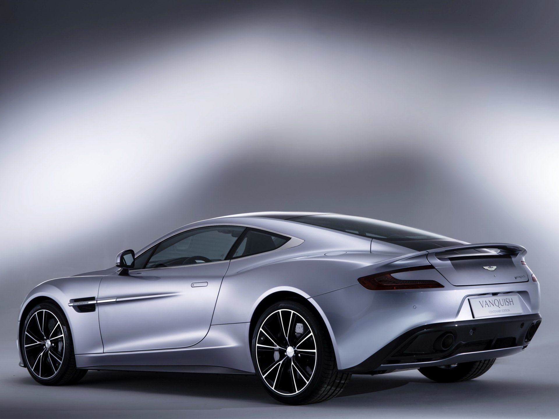 aston martin vanquish centennial edition samochód supersamochód tapety na pulpit