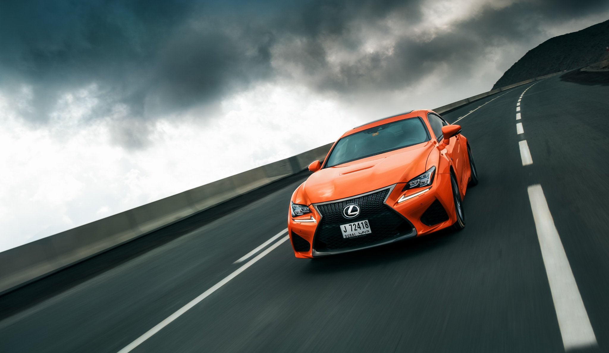 lexus rc f naranja carretera velocidad cielo