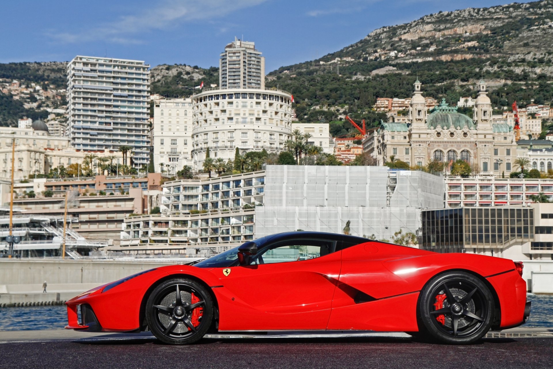 ferrari laferrari rojo ferrari laferrari rojo perfil llantas