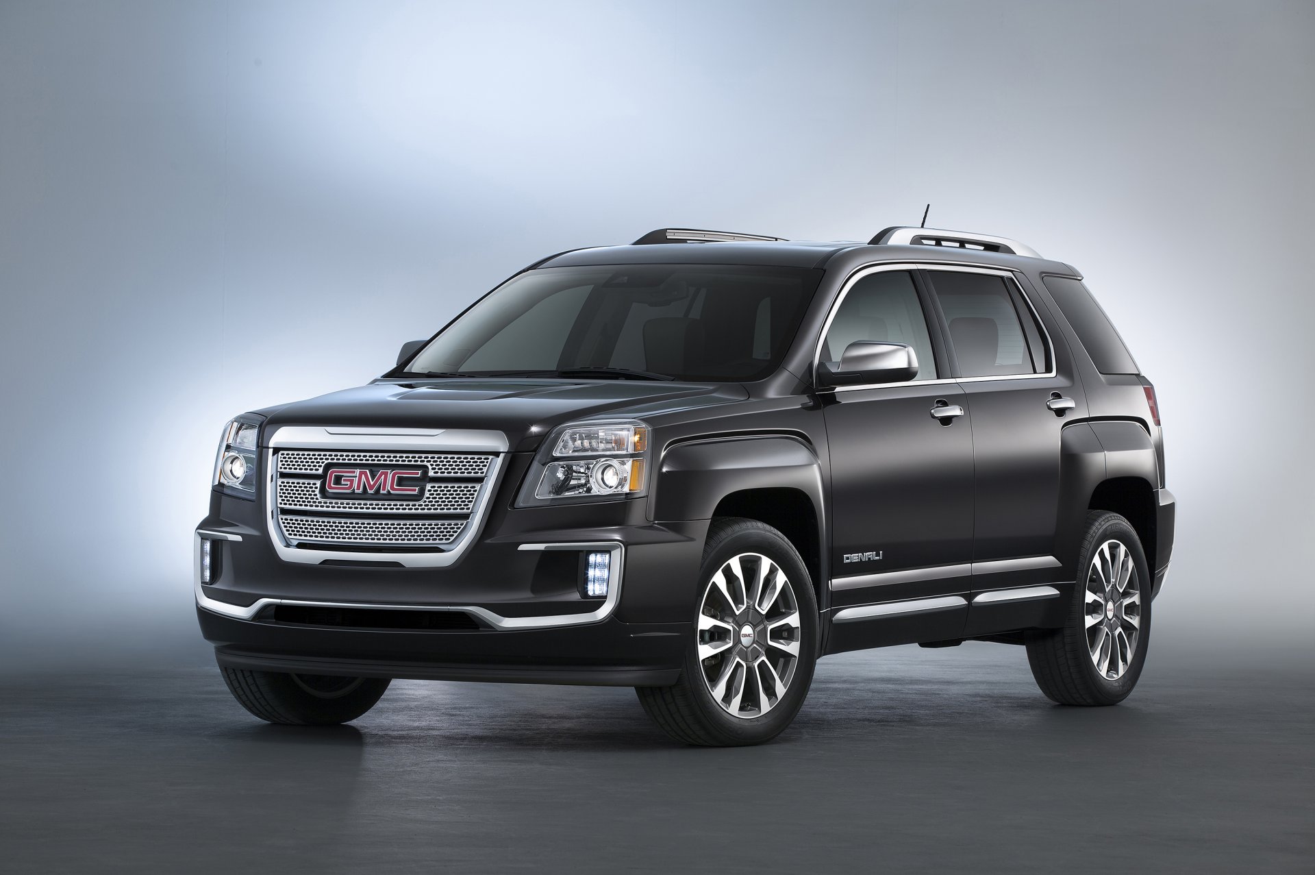 2015 gmc landschaft denali jeep schwarz