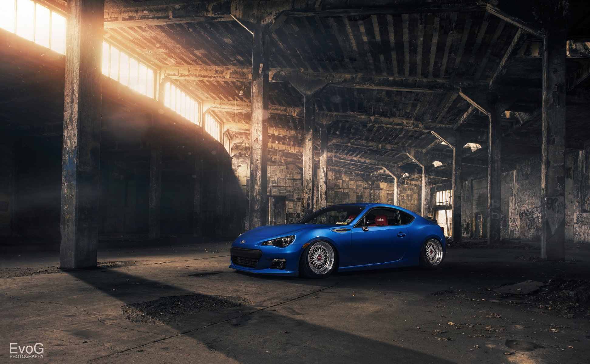 ubaru brz fotografía causada azul