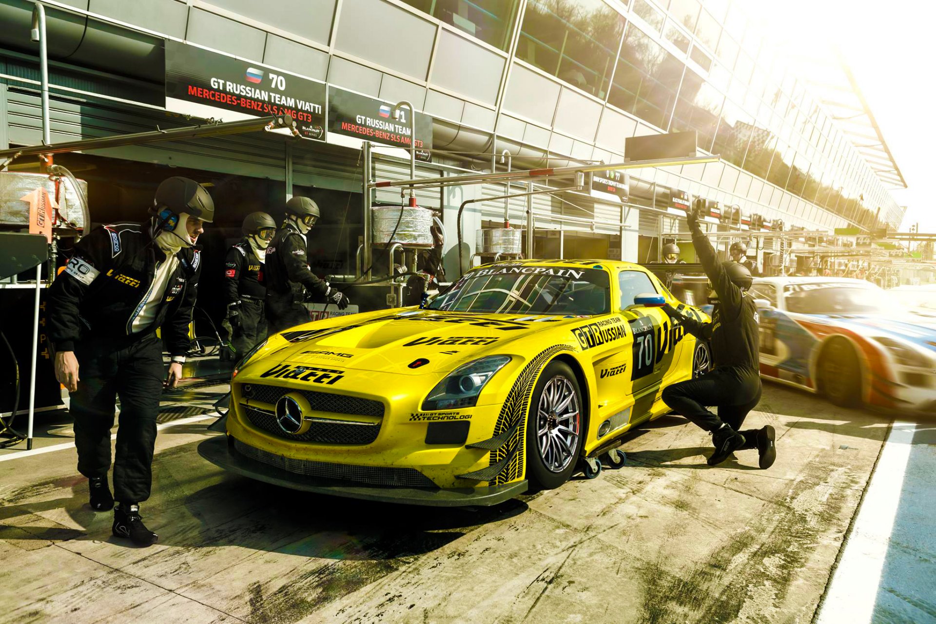 mercedes-benz sls amg gt3 yellow gt russian viatti racing pit stop