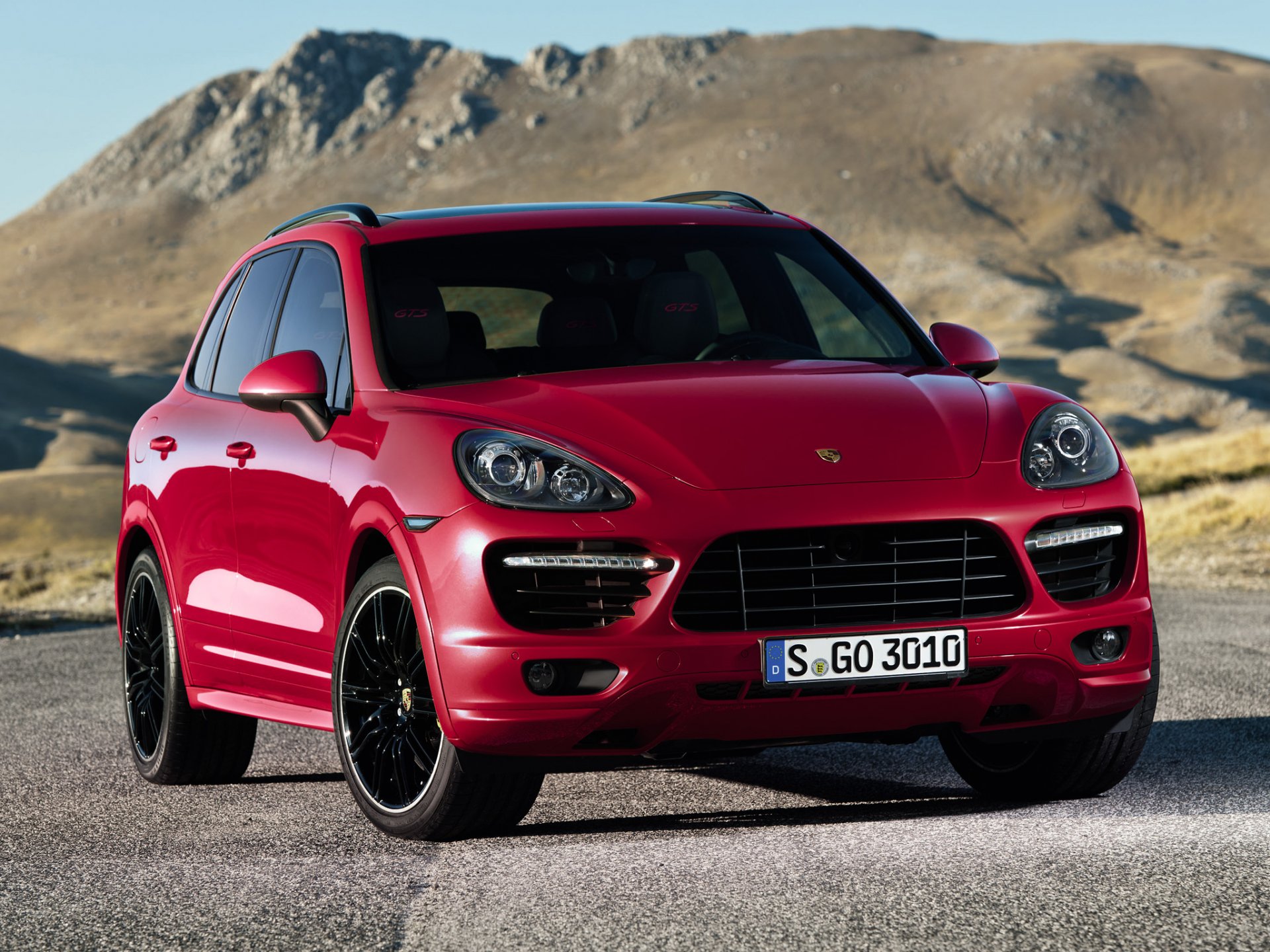 porsche cayenne gts premium-cla