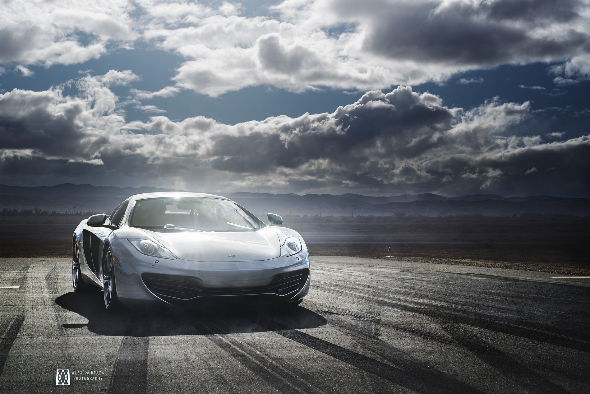 mclaren mp4-12c argent jour nuages supercar alex murtaza