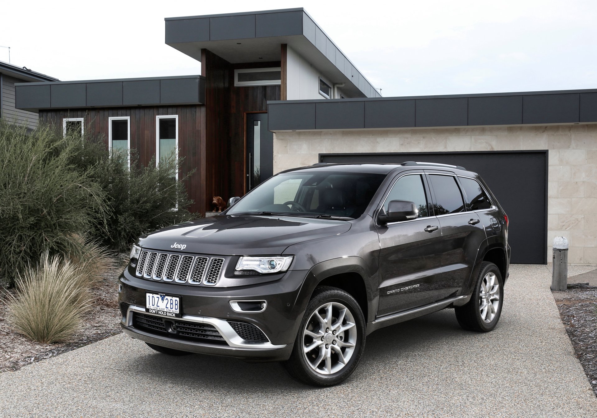 2015 jeep grand cherokee gipfel platin au-spec wk2 grand cherokee