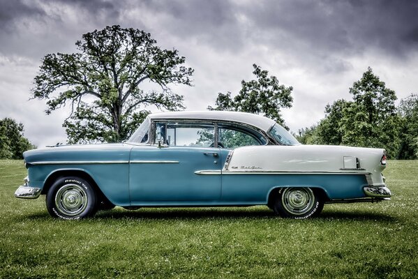 Chevrolet bel air ретро машина