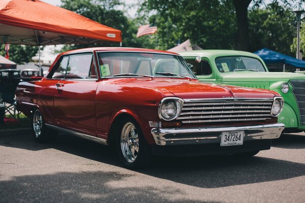 Chevrolet rojo es un coche clásico