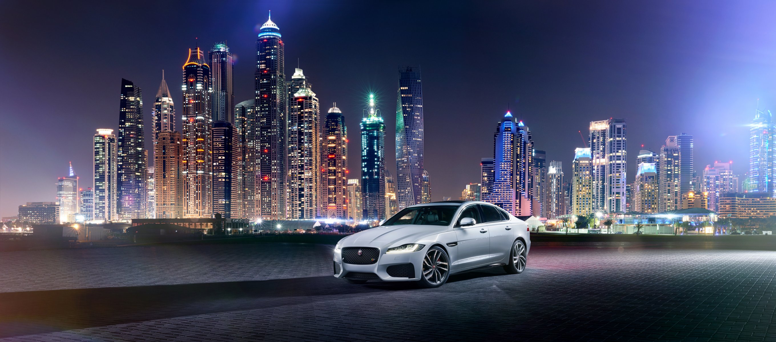 2015 jaguar xf s awd jaguar biały wieczór miasto światła drapacze chmur plac