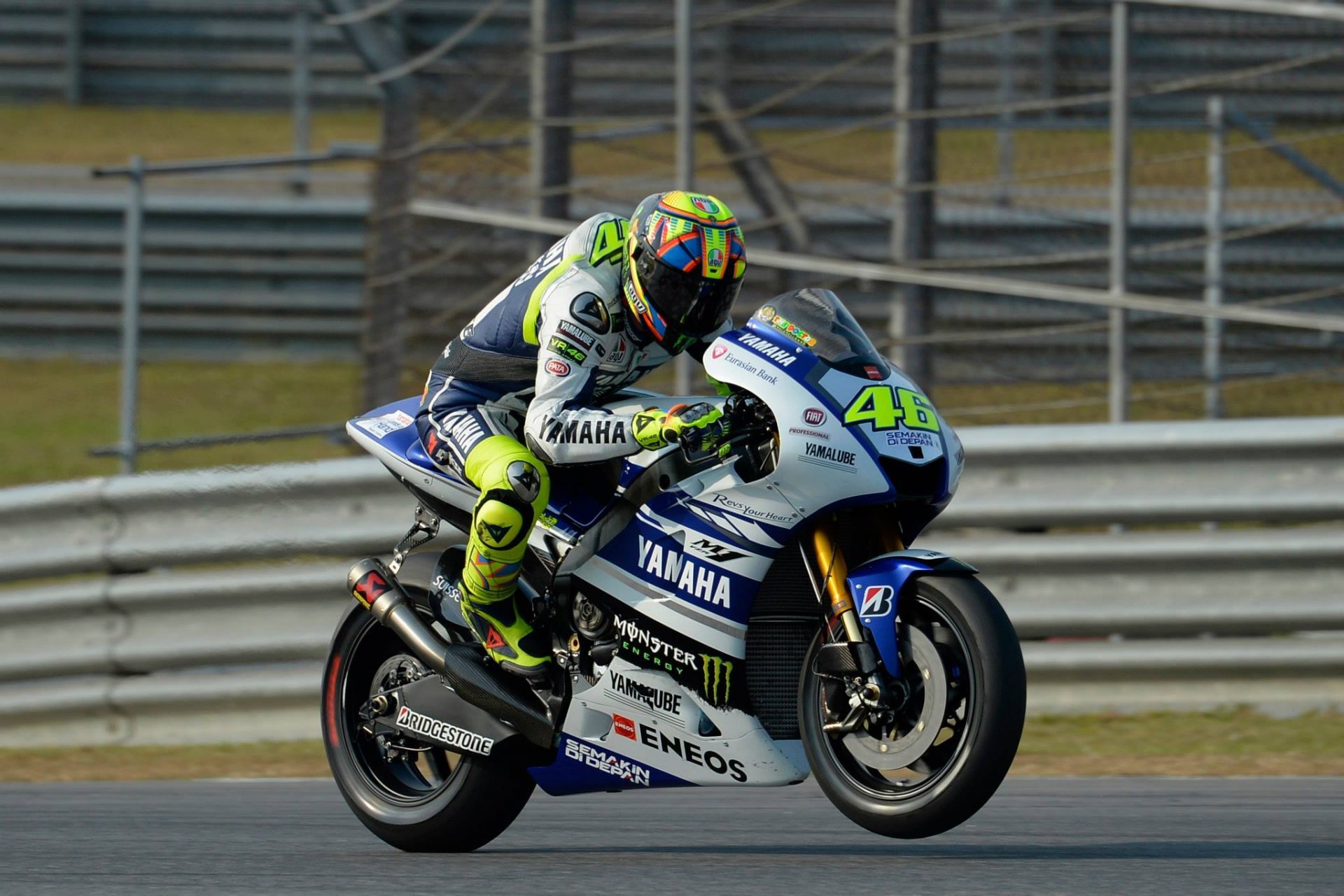 valentino rossi yamaha test 2014 motogp