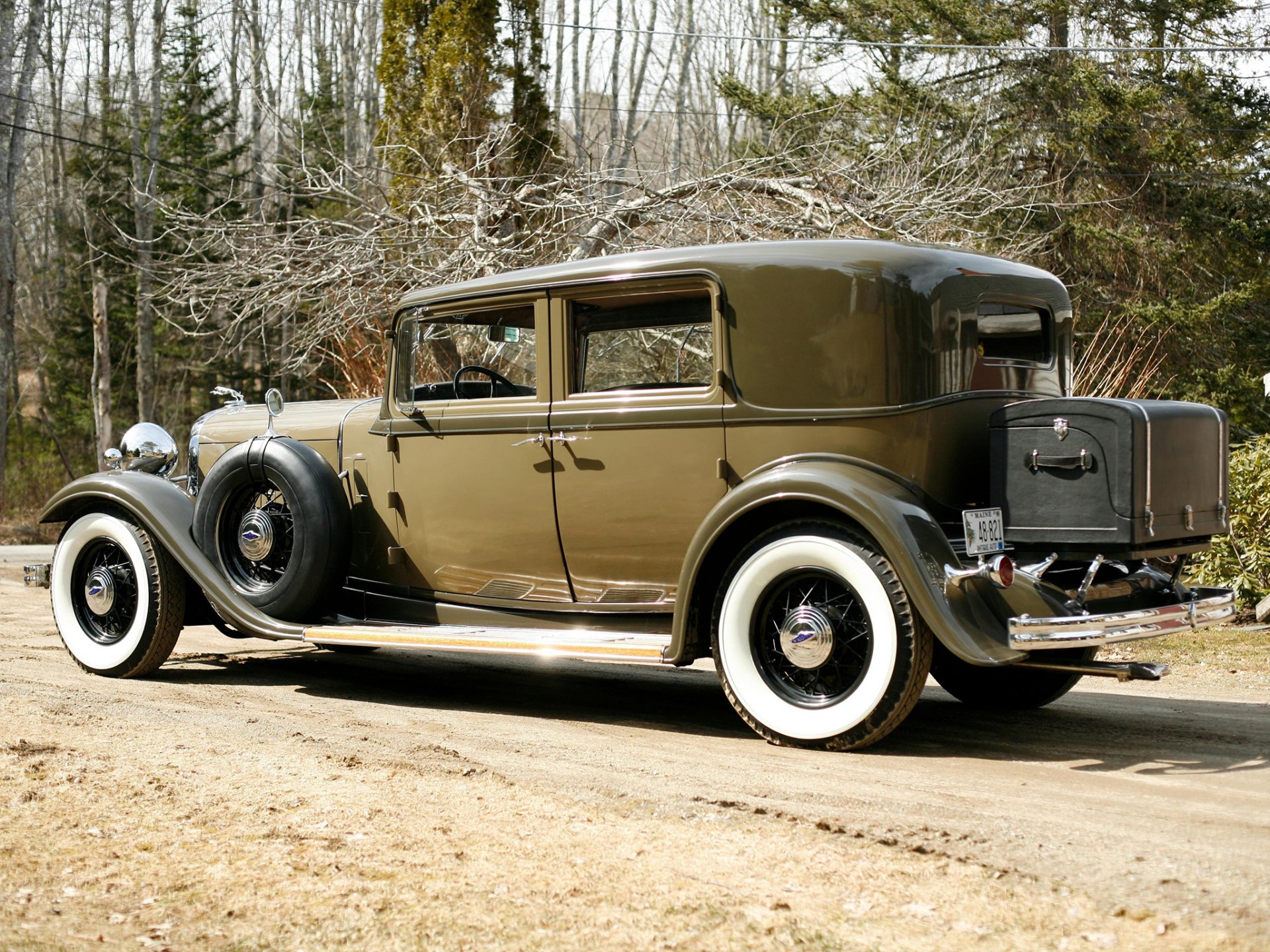 lincoln model kb 4-door sedan 1932 linkoln.retro rear view