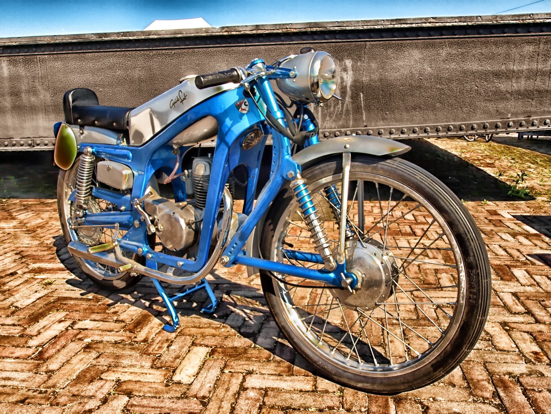 sport a cappella moto retrò vintage telaio ruota stile vecchia scuola vintage