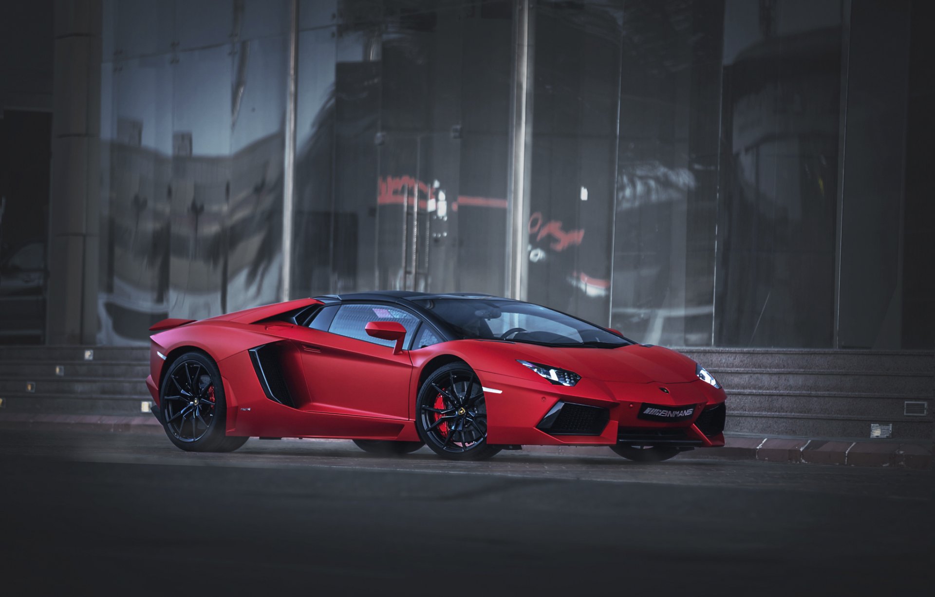 lamborghini aventador roadster czerwony