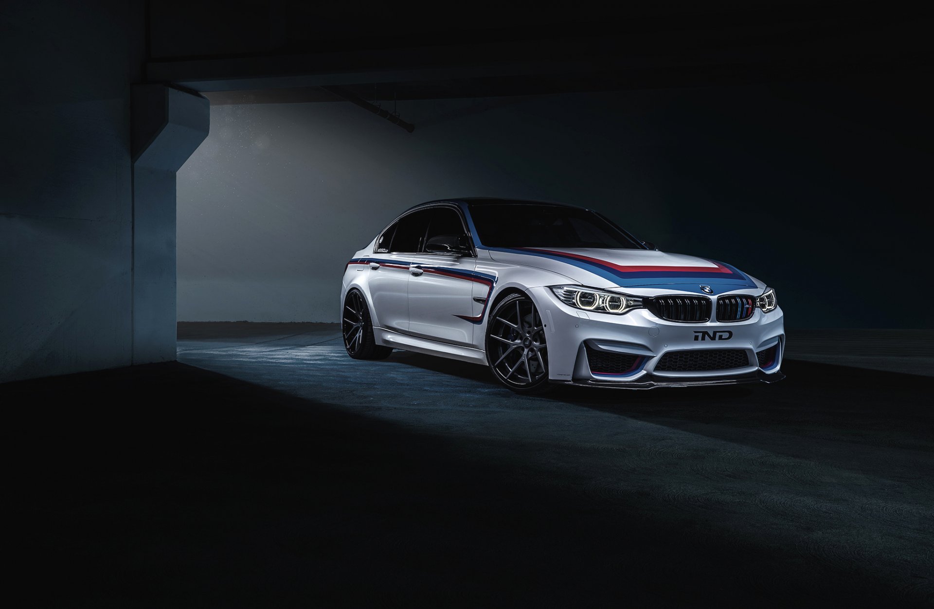 bmw m3 f80 ind weiß dunkel