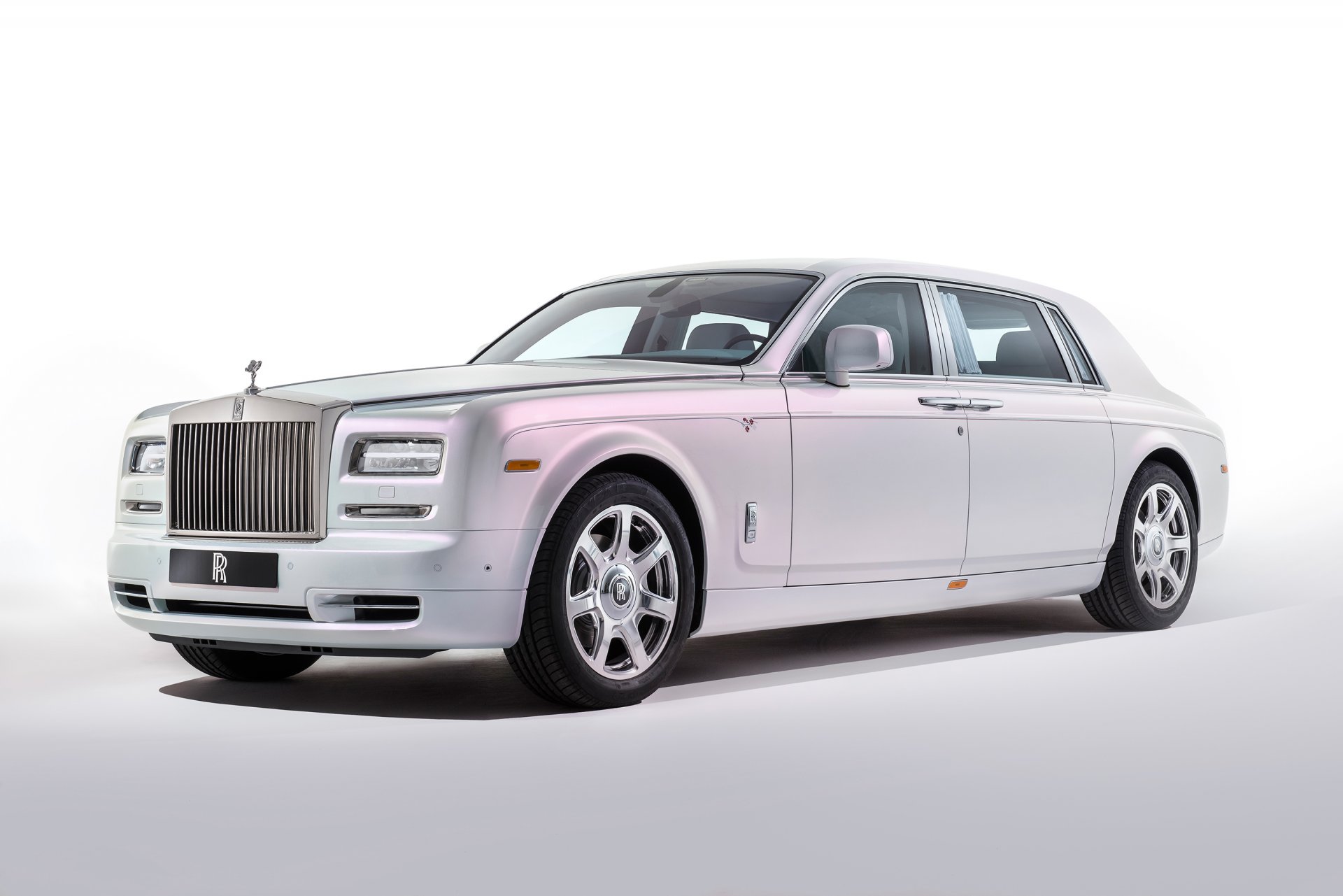 2015 г. rolls-royce phantom спокойствие ролс ройс фантом серенити